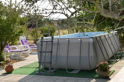Piscina di Casa vacanze FELICI IN 2 - Santa Maria del Focallo - Ispica o nelle vicinanze
