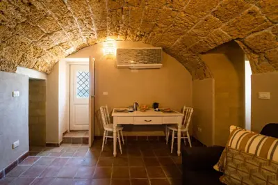 Planimetria di GuestHost - Il Dammuso di Ortigia - Lovely Sea View Apartment