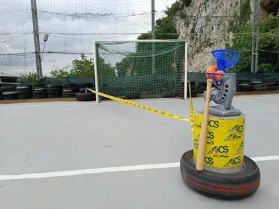 Attività di tennis o squash presso il campeggio o nelle vicinanze