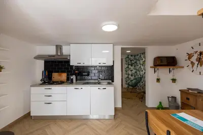 Cucina o angolo cottura di Villa delle Palme con piscina privata