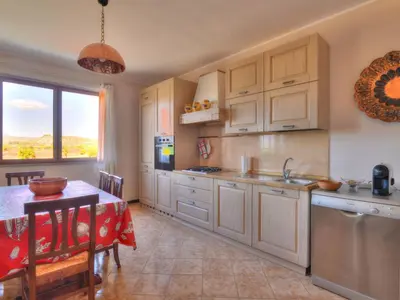 Cucina o angolo cottura di Villa Smeraldo by Interhome
