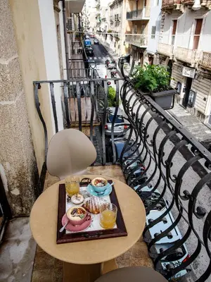 Balcone o terrazza di B&B Principe Augusta
