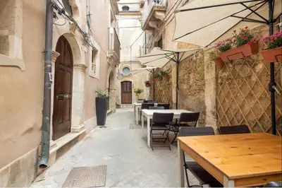 Ristorante o altro punto ristoro di Garconniere in Ortigia