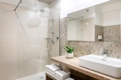 Bagno di VOI Arenella Resort