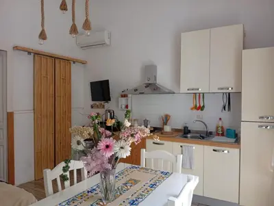Cucina o angolo cottura di cammileddi