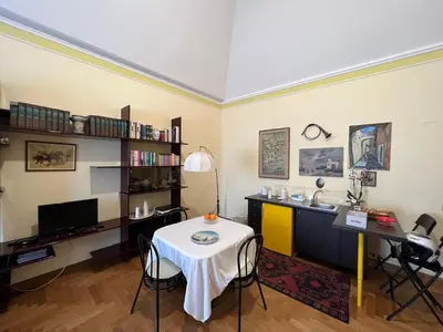 Biblioteca nell'appartamento