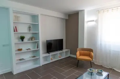 TV o dispositivi per l'intrattenimento presso Stardust Guesthouse