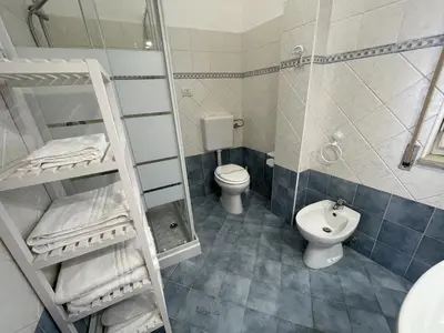 Bagno di Casa Sofocle comodo bivani in borgata a due passi da Ortigia senza i disagi i Ortigia
