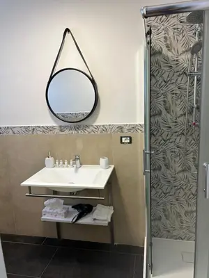 Bagno di Brimiky House