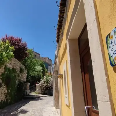 A casa ra cummari