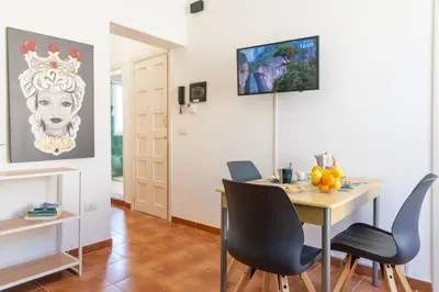 TV o dispositivi per l'intrattenimento presso GuestHost - La Casa dei Mori - Ortigia Central Apartment