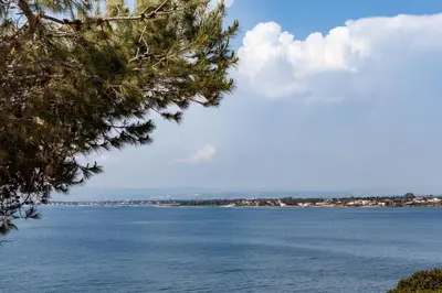 Paesaggio naturale nelle vicinanze della stanza in casa privata