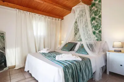 Letto o letti in una camera di Villa Marzallo by Villa Plus