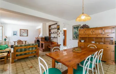 Area soggiorno di 3 Bedroom Cozy Home In Noto