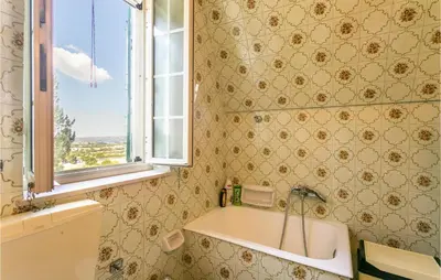 Bagno di 3 Bedroom Cozy Home In Noto
