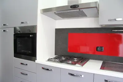 Cucina o angolo cottura di How Beach,modern apartment close to the beach,WiFi