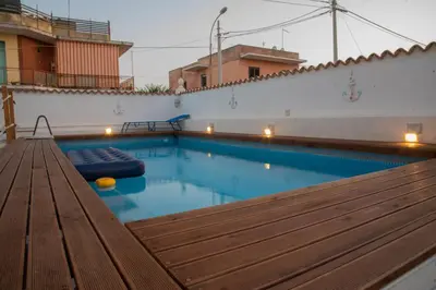 Piscina di A & G RELAX ROOMS o nelle vicinanze