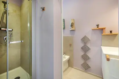 Bagno di HyblaLifeRooms