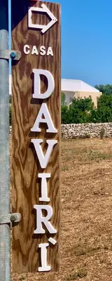 Certificato, attestato, insegna o altro documento esposto da Casa DaviRì