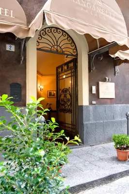 Facciata o entrata di Hotel Manganelli Palace