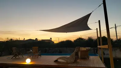 Alba o tramonto visti dall'interno della casa vacanze o dai dintorni