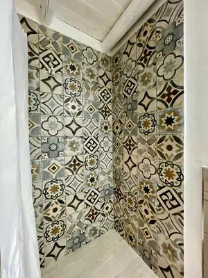 Bagno di Luxury home