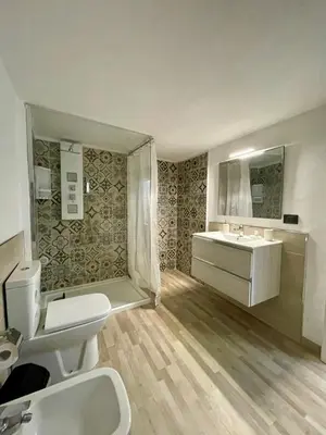 Bagno di Luxury home