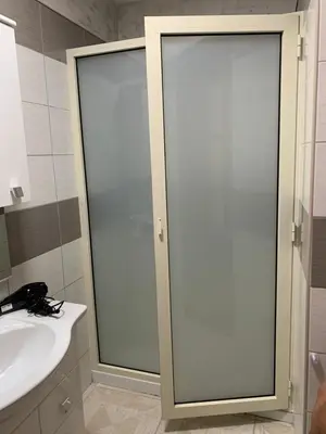 Bagno di Crystal House