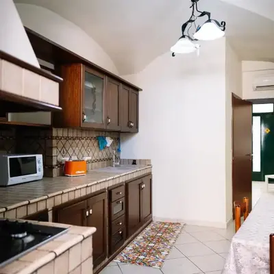 Groove House