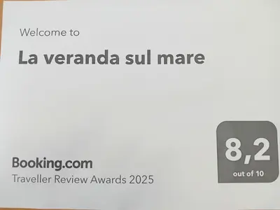 Certificato, attestato, insegna o altro documento esposto da La veranda sul mare