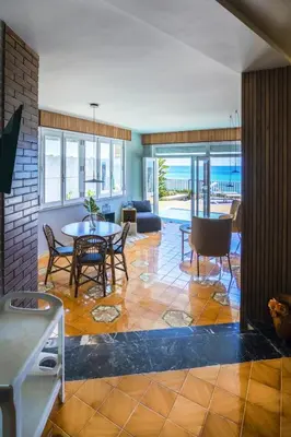 Area soggiorno di Villa Seahorse, Fontane Bianche, Siracusa, BEACHFRONT, great wifi, beautiful garden