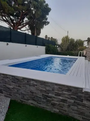 Piscina di La maison du bonheur o nelle vicinanze
