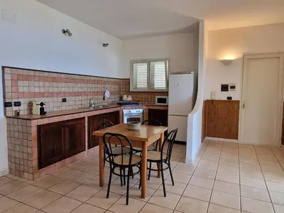Cucina o angolo cottura di Villa Daniela - Villa con piscina privata e discesa a mare tra Catania e Siracusa