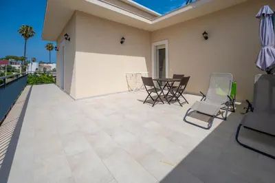 Balcone o terrazza di Villa Nisa Apartment Sea View
