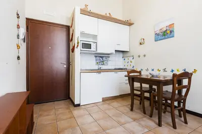Cucina o angolo cottura di Grimaldi 8 Apartment by Wonderful Italy