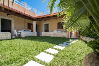 Giardino di Villa Sajonara Elvira