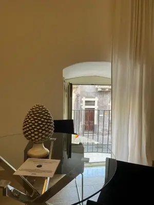 Area soggiorno di Suite 241 Catania