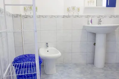 Bagno di Light Blue town center apt