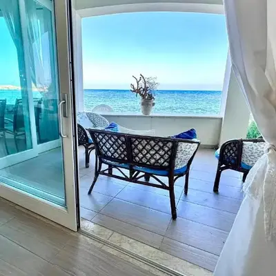 Casa Alba Serena By The Sea