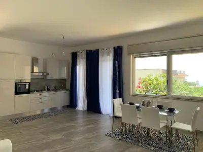 Cucina o angolo cottura di LA PERLA BLU DI FONTANE BIANCHE