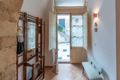 Planimetria di GuestHost - Gli Archi di Ortigia - Cala Rossa Cozy Apartment