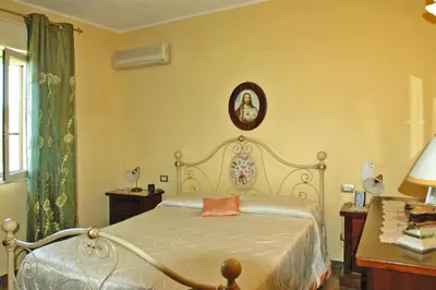 Letto o letti in una camera di Holiday Home Floridia with Pool near Beach