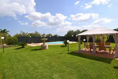 Piscina di Holiday Home Floridia with Pool near Beach o nelle vicinanze