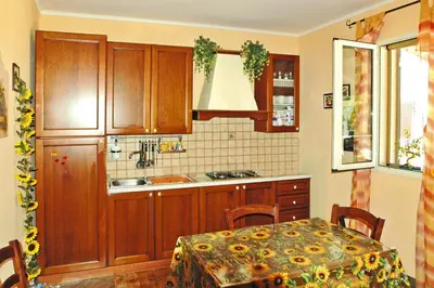 Cucina o angolo cottura di Holiday Home Floridia with Pool near Beach
