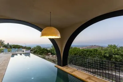 Piscina di ISULATRAVEL- Casa Carlita o nelle vicinanze