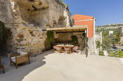 Balcone o terrazza di Villa Petra - IsulaTravel