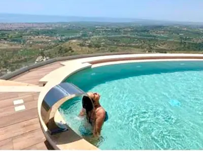 Piscina di Villa Olimpo o nelle vicinanze