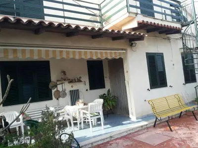 Balcone o terrazza di Apartment in villa Mora near the sea - Wi-fi