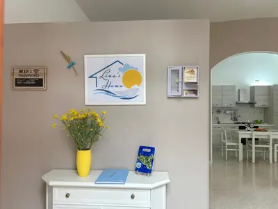 Cucina o angolo cottura di Lina's Home near the sandy beach & with wifi