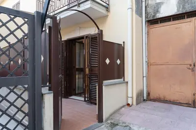 Planimetria di GuestHost - Catania Historic Center Modern Apt